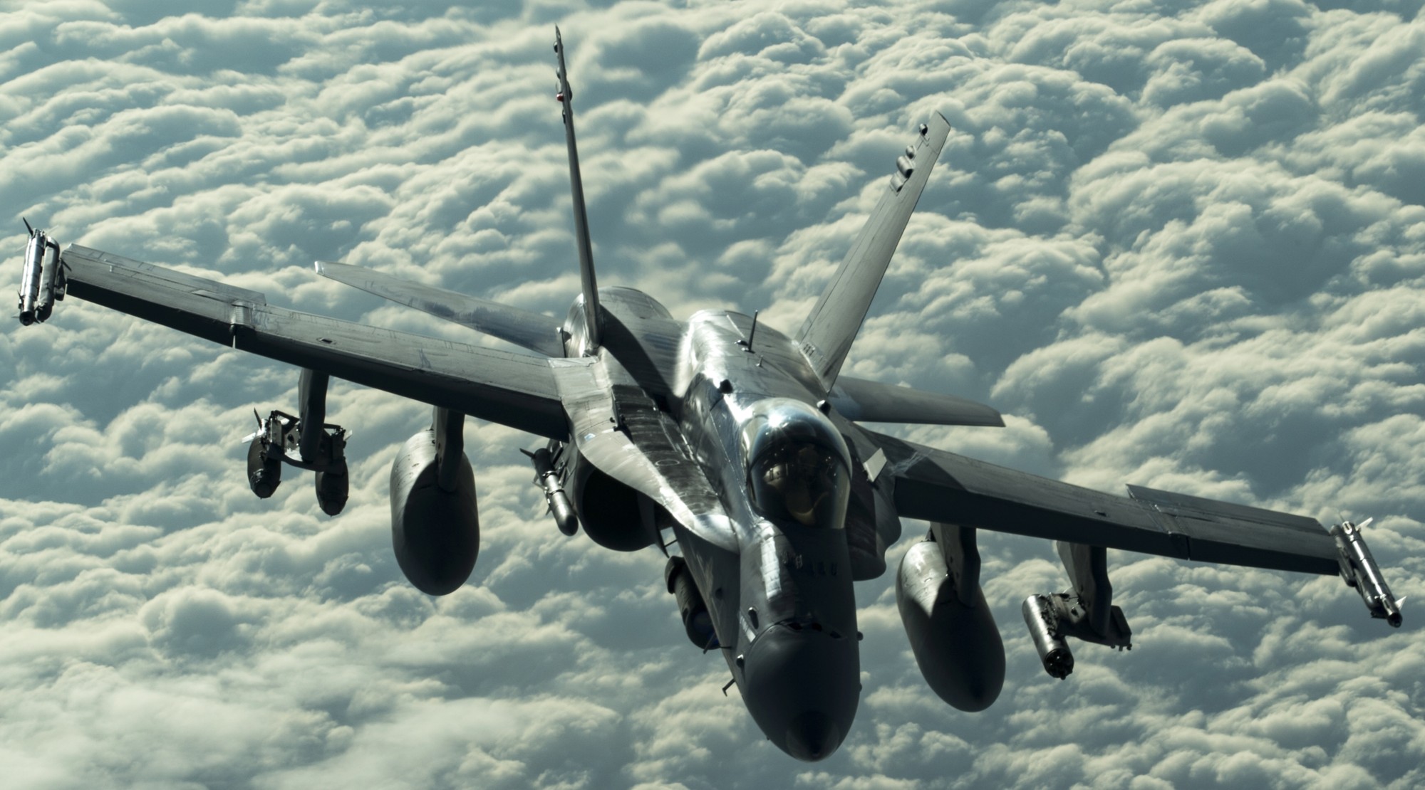 vmfa-251 thunderbolts marine fighter attack squadron usmc f/a-18c hornet centcom aor 161