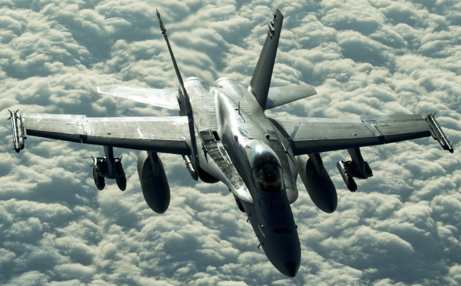 vmfa-251 thunderbolts marine fighter attack squadron usmc f/a-18c hornet centcom aor 162
