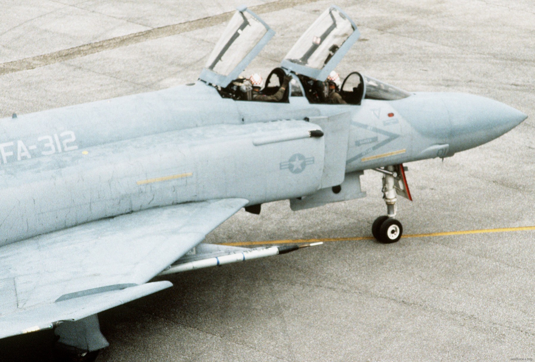 vmfa-312 checkerboards marine fighter attack squadron usmc f-4s phantom ii nas pensacola