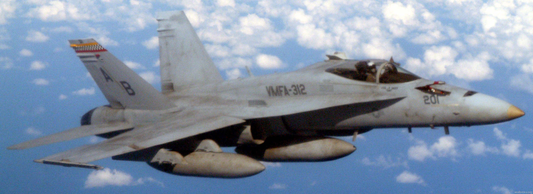 vmfa-312 checkerboards marine fighter attack squadron usmc f/a-18a+ hornet south carolina
