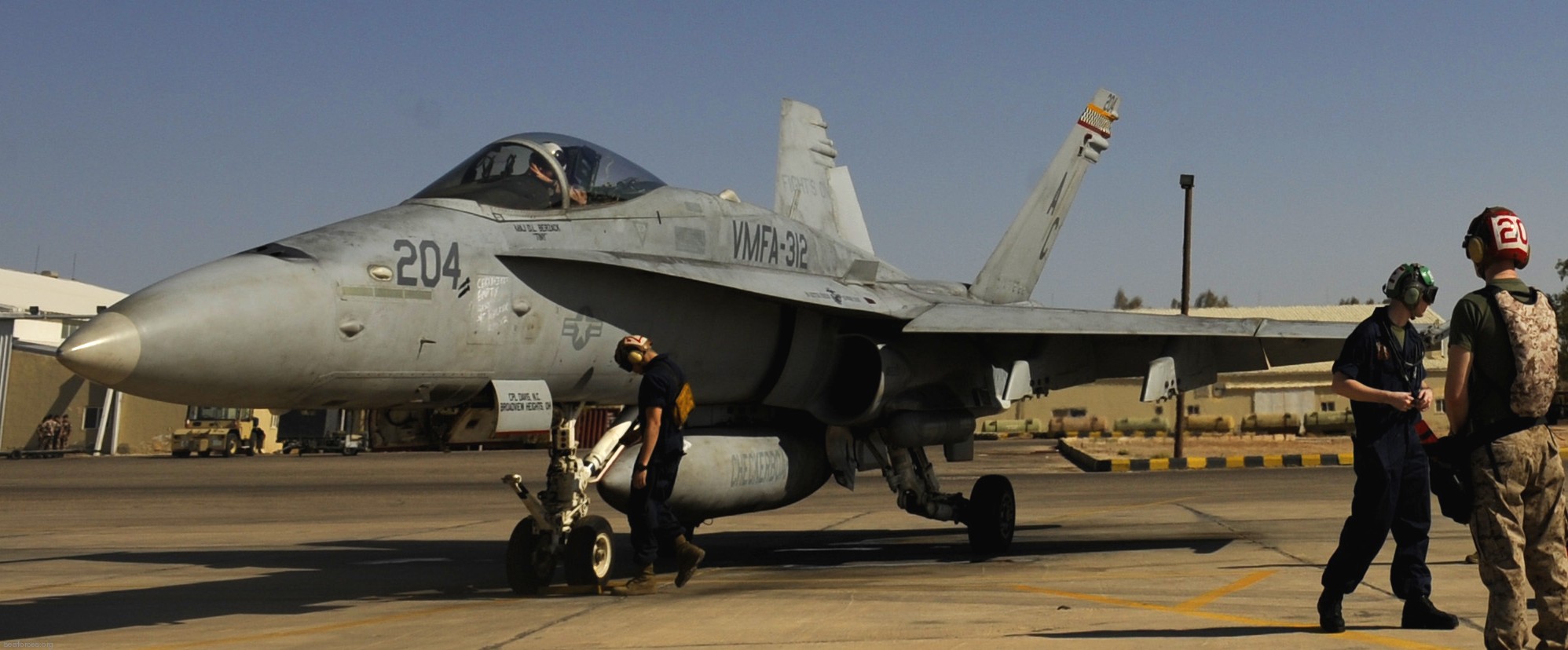 vmfa-312 checkerboards marine fighter attack squadron usmc f/a-18c hornet azraq airbase jordan