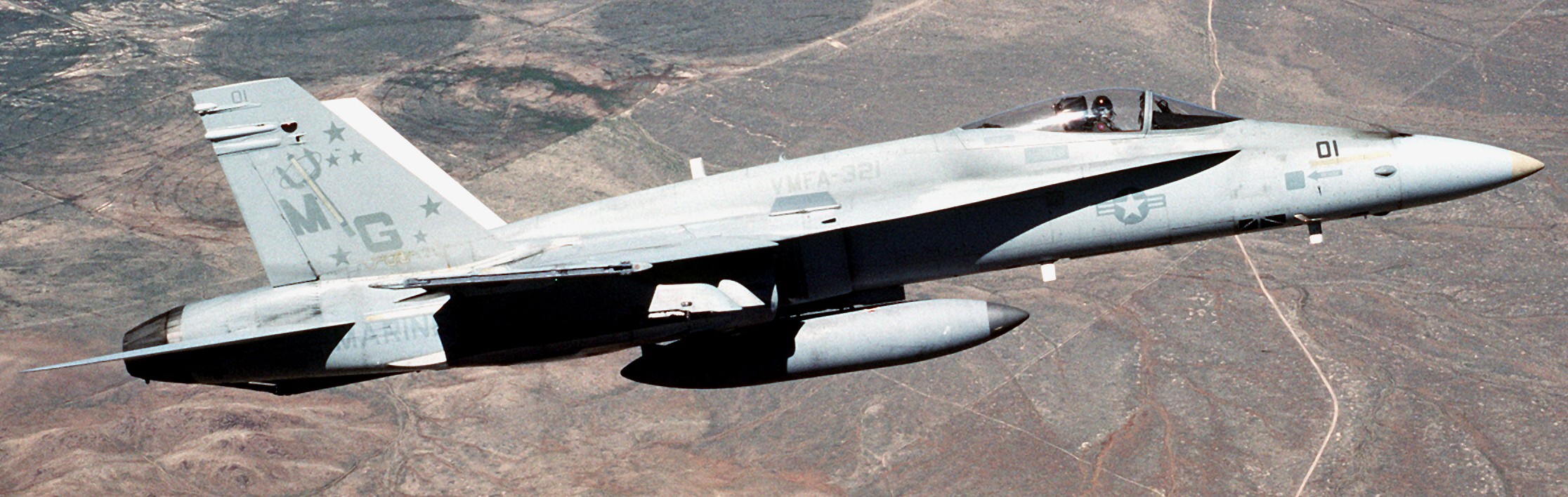 vmfa-321 hell's angels marine fighter attack squadron usmc f/a-18a hornet 07