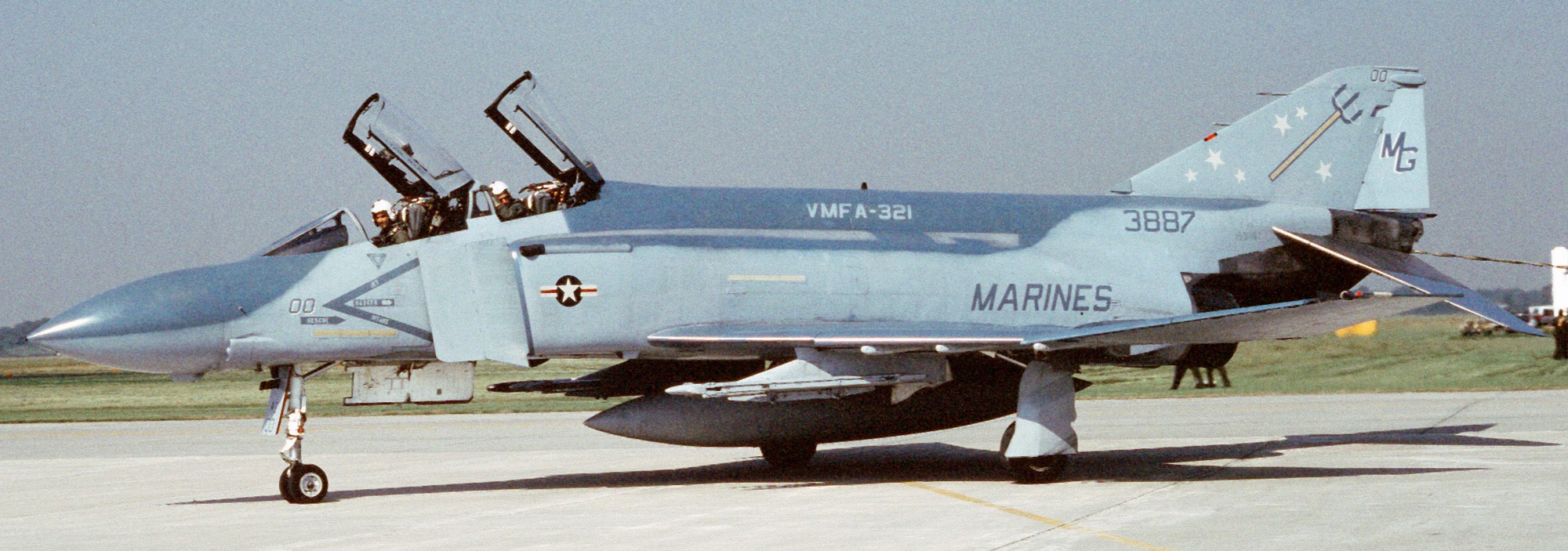 vmfa-321 hell's angels marine fighter attack squadron usmc f-4s phantom ii 08