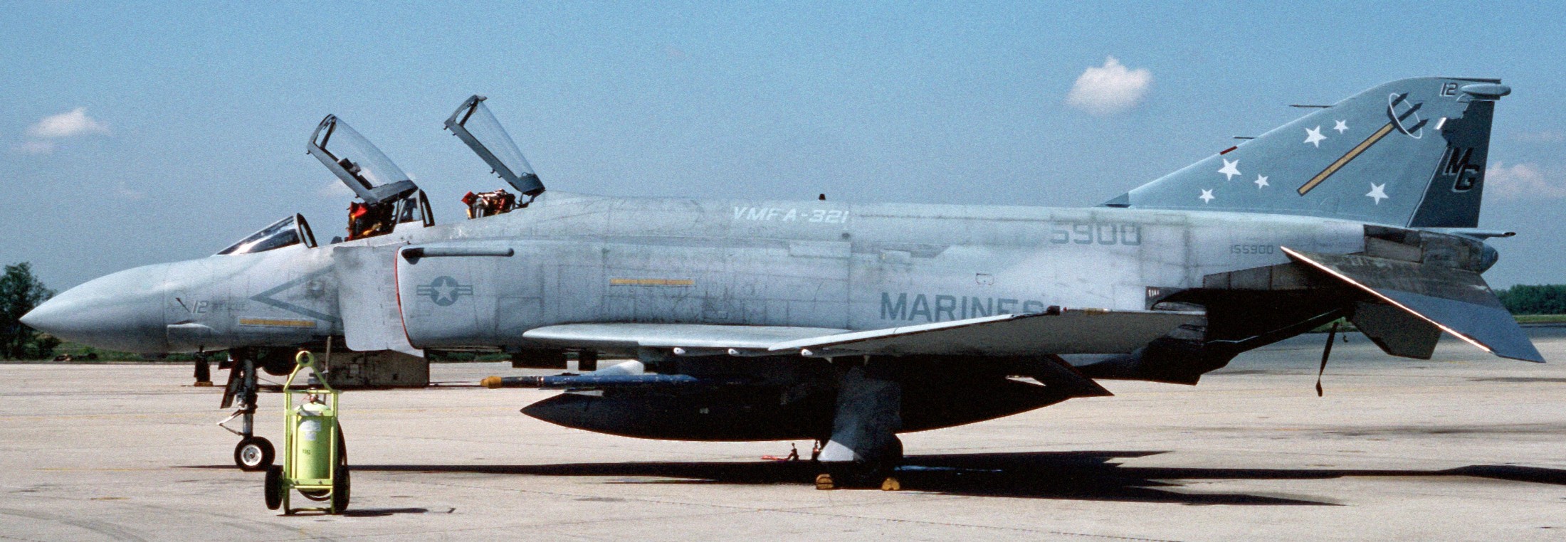 vmfa-321 hell's angels marine fighter attack squadron usmc f-4s phantom ii 09