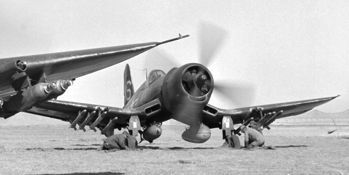 vmf-323 death rattlers marine fighter squadron usmc f4u-4 corsair 08 korean war