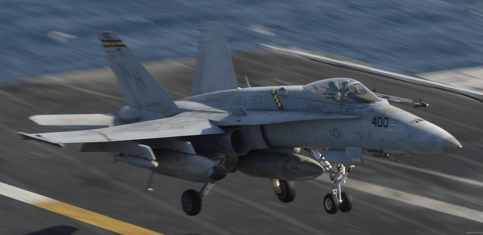 vmfa-323 death rattlers marine fighter attack squadron f/a-18c hornet cvw-11 uss nimitz cvn-68 14