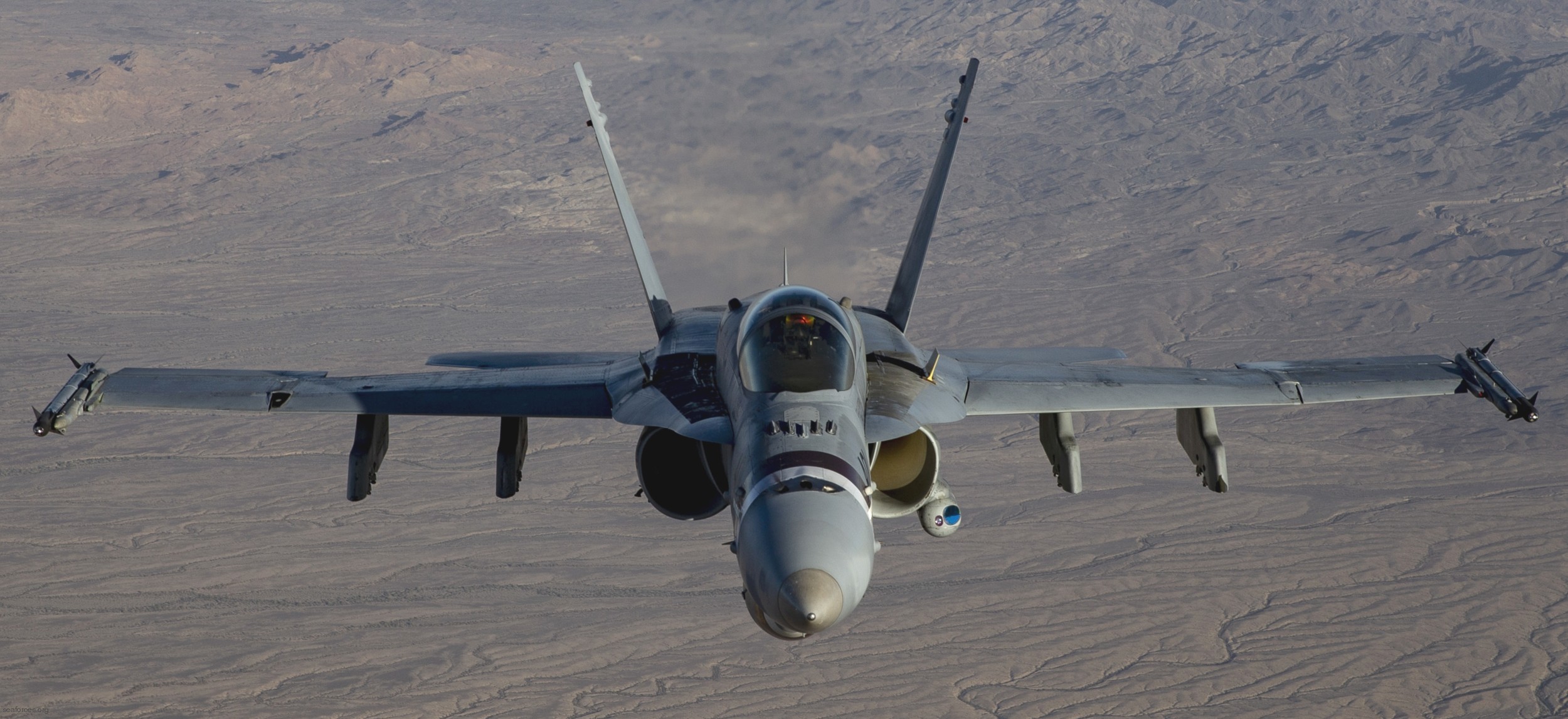 vmfa-323 death rattlers marine fighter attack squadron f/a-18c hornet 34