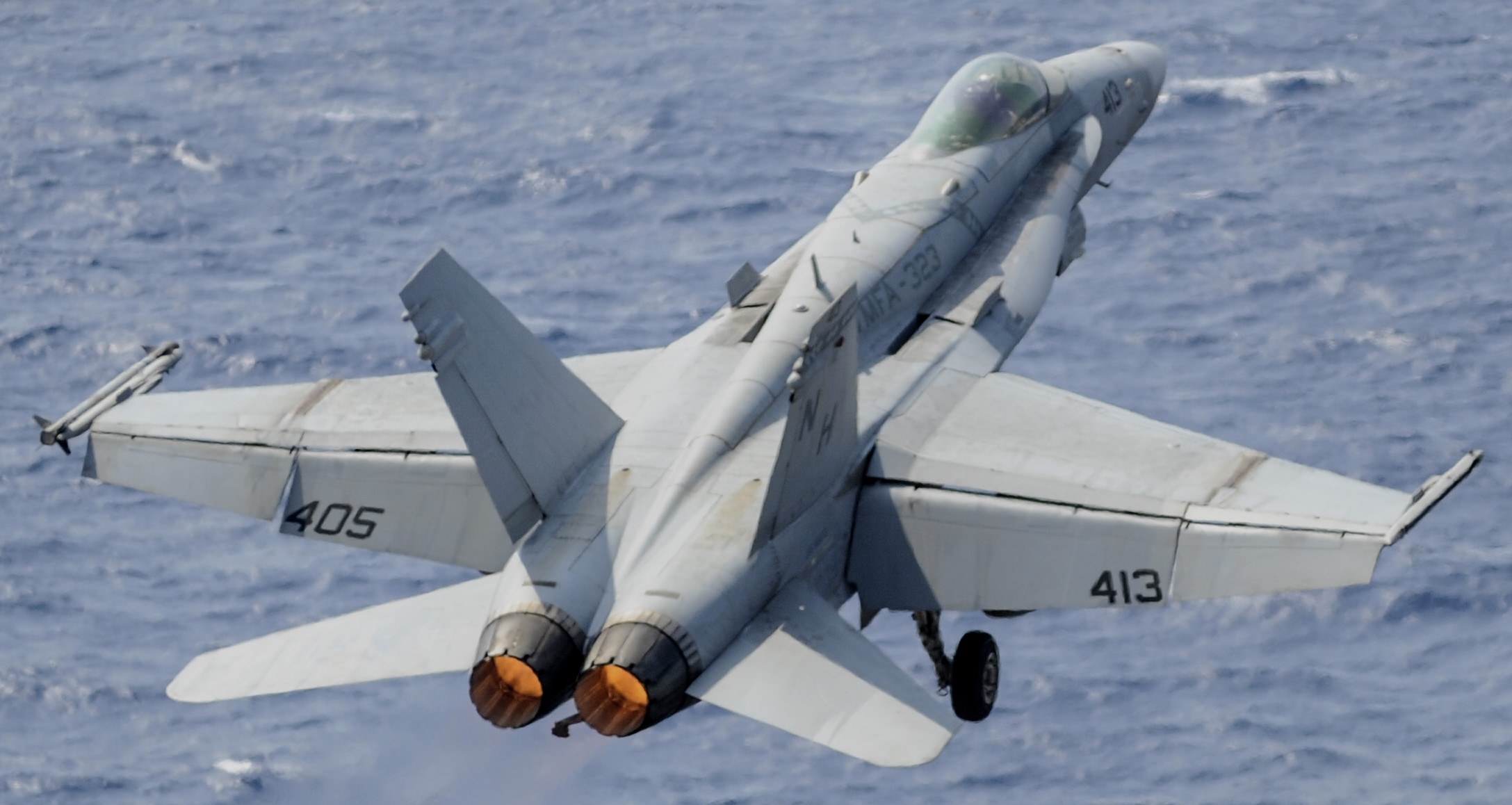 vmfa-323 death rattlers marine fighter attack squadron f/a-18c hornet cvw-11 uss nimitz cvn-68 45
