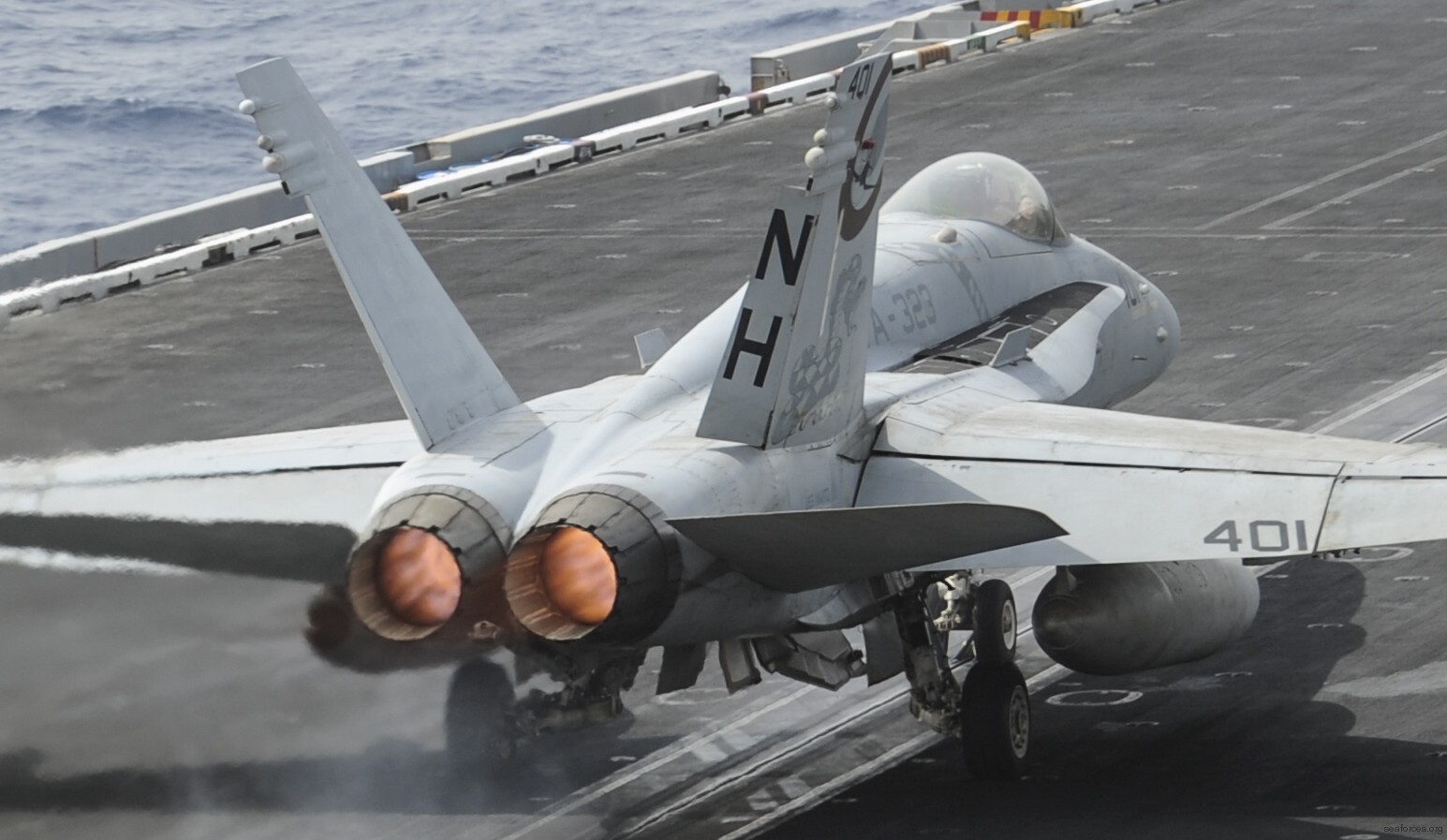 vmfa-323 death rattlers marine fighter attack squadron f/a-18c hornet cvw-11 uss nimitz cvn-68 46