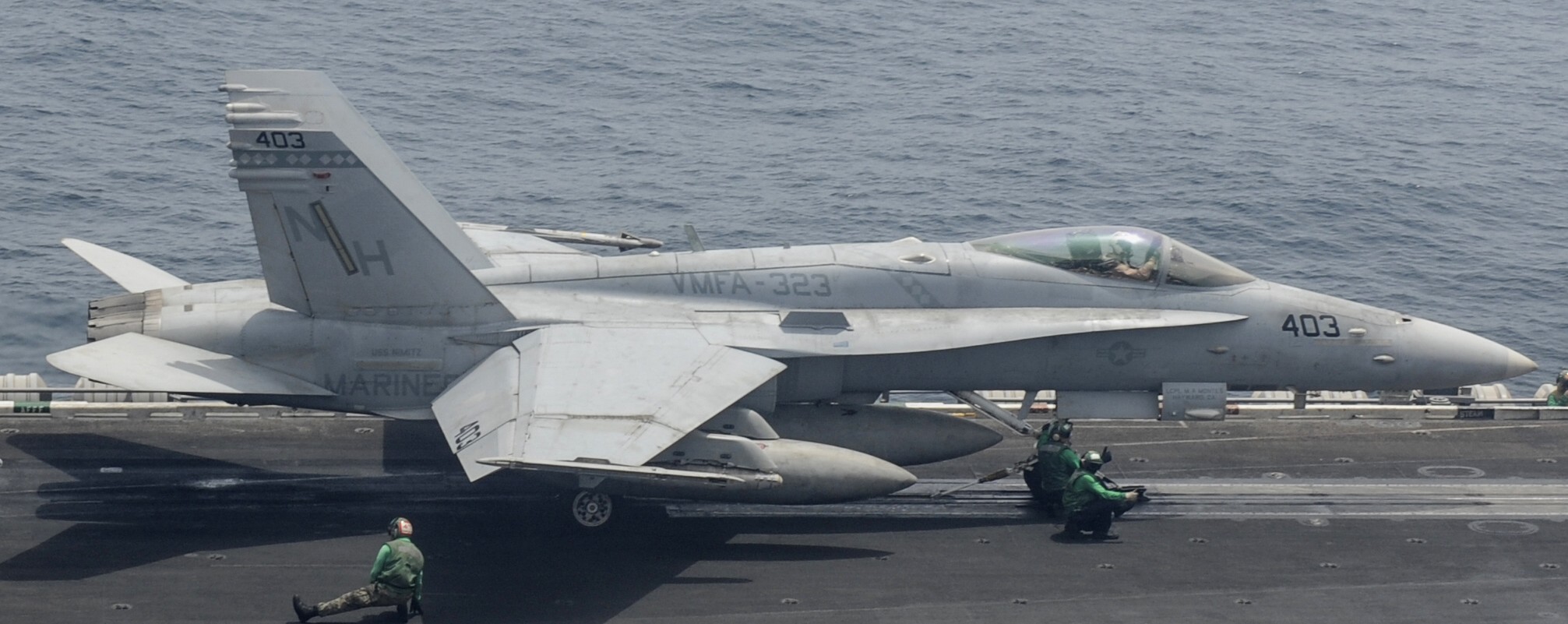 vmfa-323 death rattlers marine fighter attack squadron f/a-18c hornet cvw-11 uss nimitz cvn-68 55