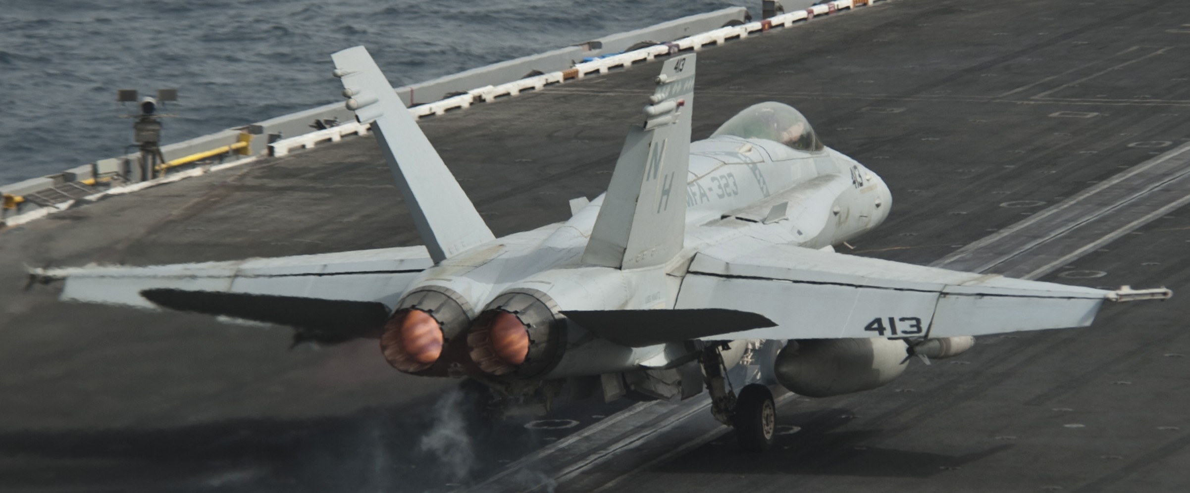 vmfa-323 death rattlers marine fighter attack squadron f/a-18c hornet cvw-11 uss nimitz cvn-68 61