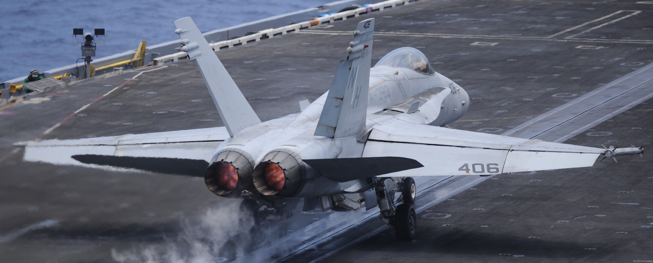 vmfa-323 death rattlers marine fighter attack squadron f/a-18c hornet cvw-11 uss nimitz cvn-68 73