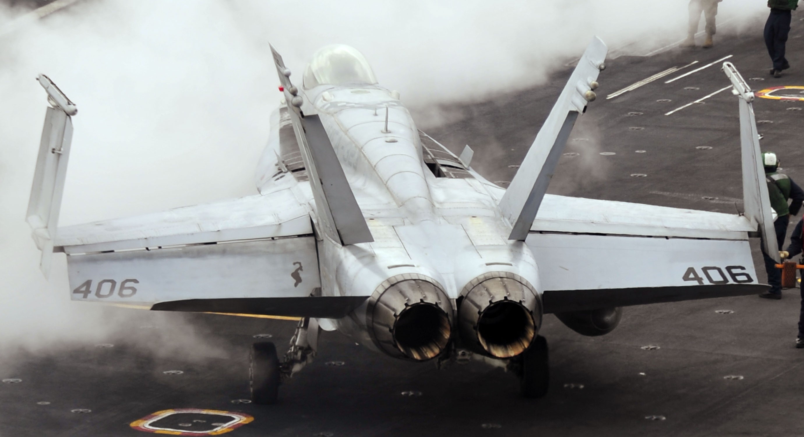 vmfa-323 death rattlers marine fighter attack squadron f/a-18c hornet cvw-11 uss nimitz cvn-68 76