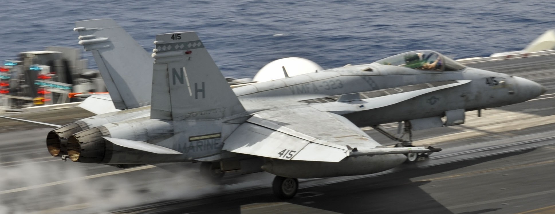 vmfa-323 death rattlers marine fighter attack squadron f/a-18c hornet cvw-11 uss nimitz cvn-68 79