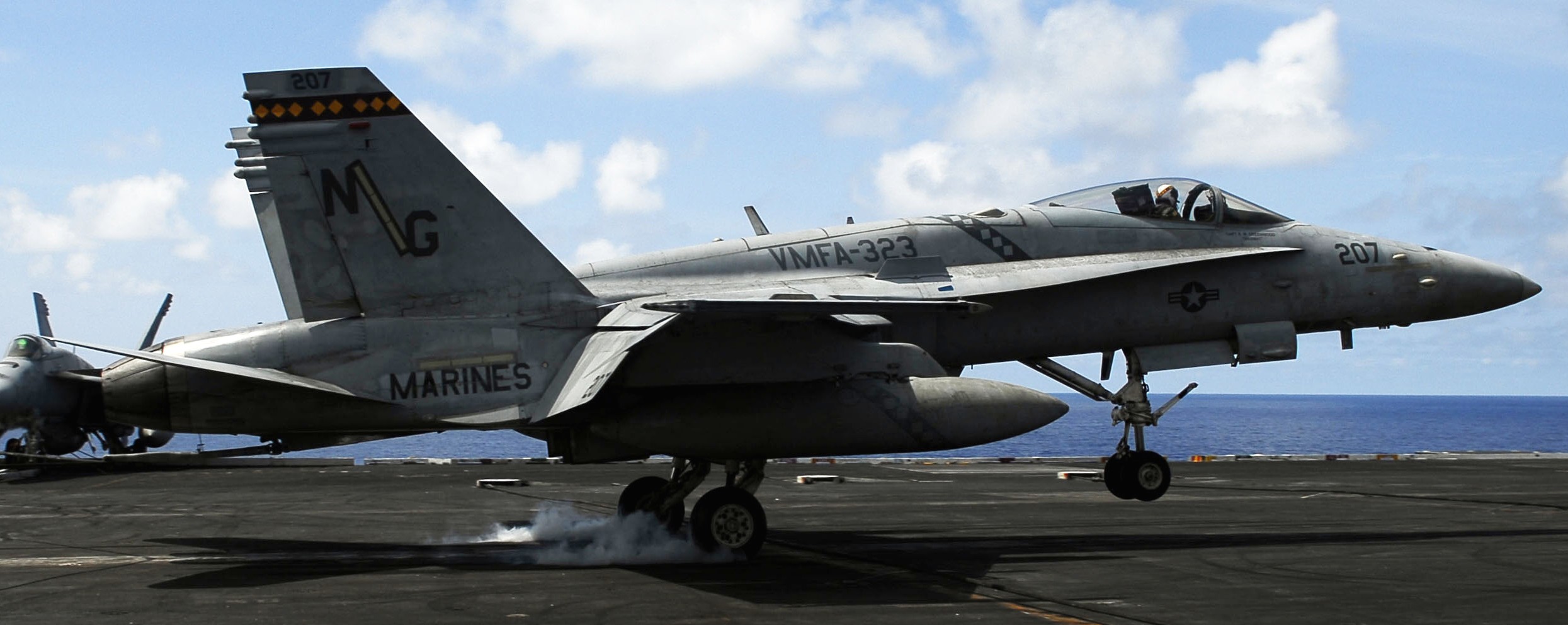 vmfa-323 death rattlers marine fighter attack squadron f/a-18c hornet cvw-9 uss john c. stennis cvn-74 92