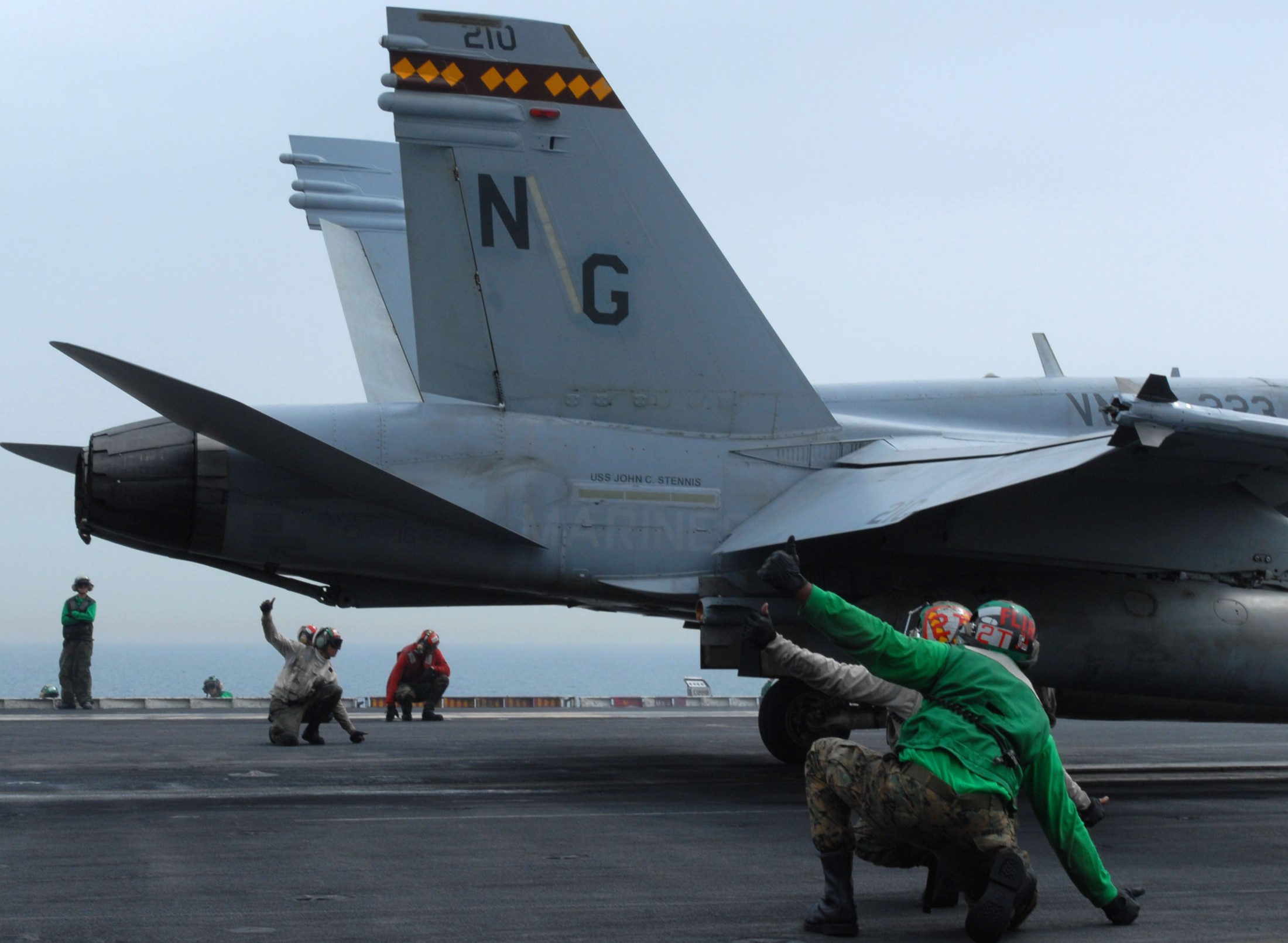 vmfa-323 death rattlers marine fighter attack squadron f/a-18c hornet cvw-9 uss john c. stennis cvn-74 97
