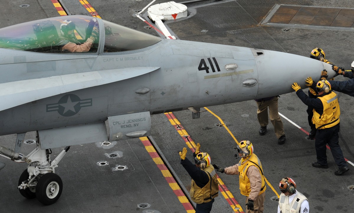 vmfa-323 death rattlers marine fighter attack squadron f/a-18c hornet cvw-11 uss nimitz cvn-68 100
