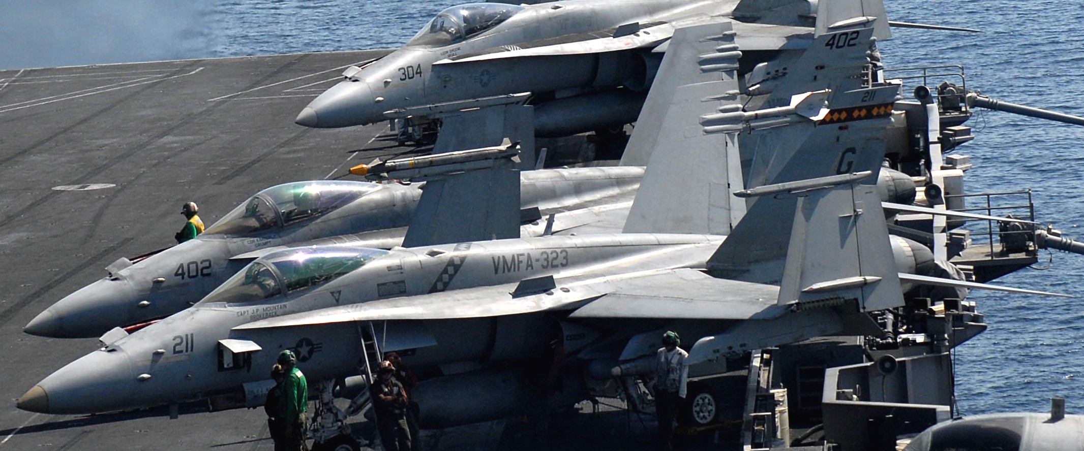 vmfa-323 death rattlers marine fighter attack squadron f/a-18c hornet cvw-9 uss john c. stennis cvn-74 113