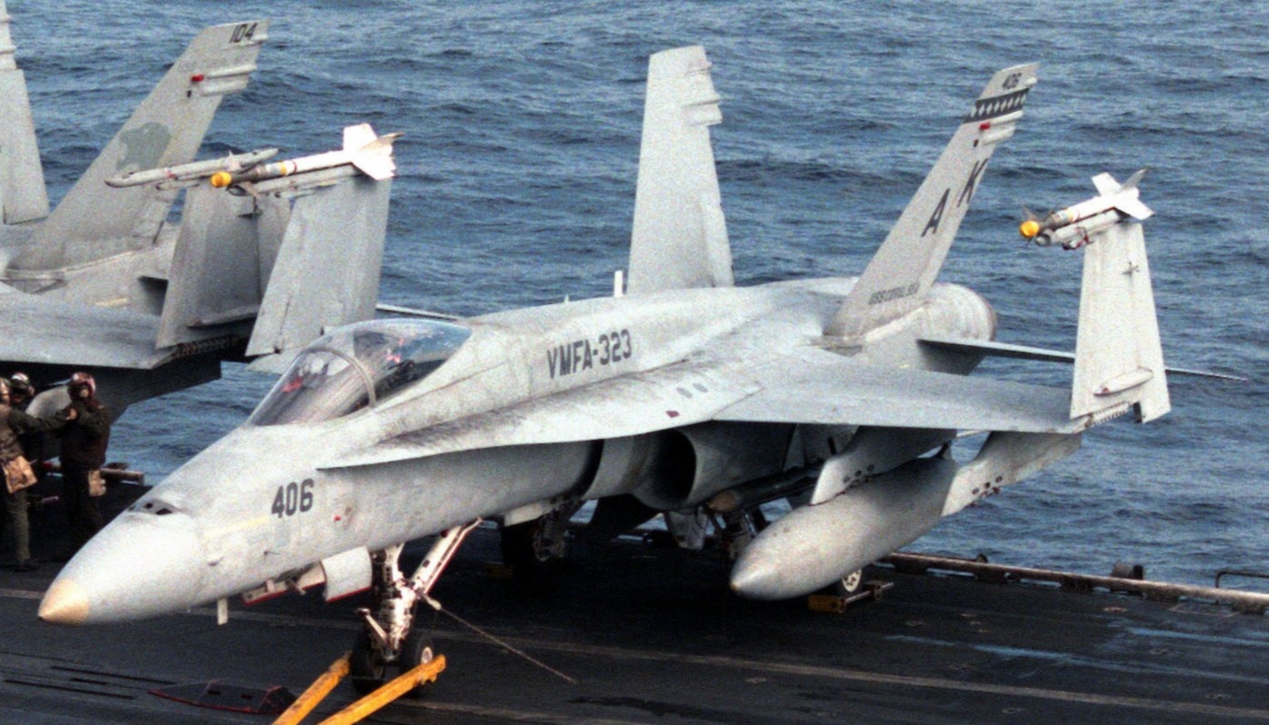 vmfa-323 death rattlers marine fighter attack squadron f/a-18a hornet cvw-13 uss coral sea cv-43 126