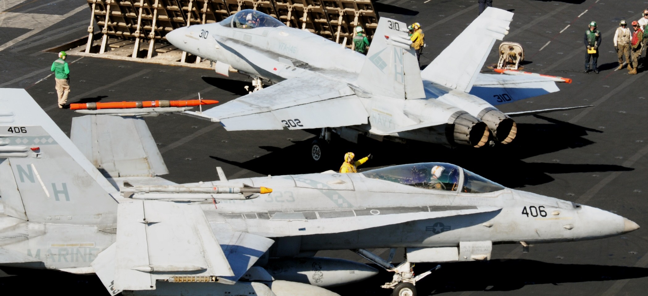 vmfa-323 death rattlers marine fighter attack squadron f/a-18c hornet cvw-11 uss nimitz cvn-68 143