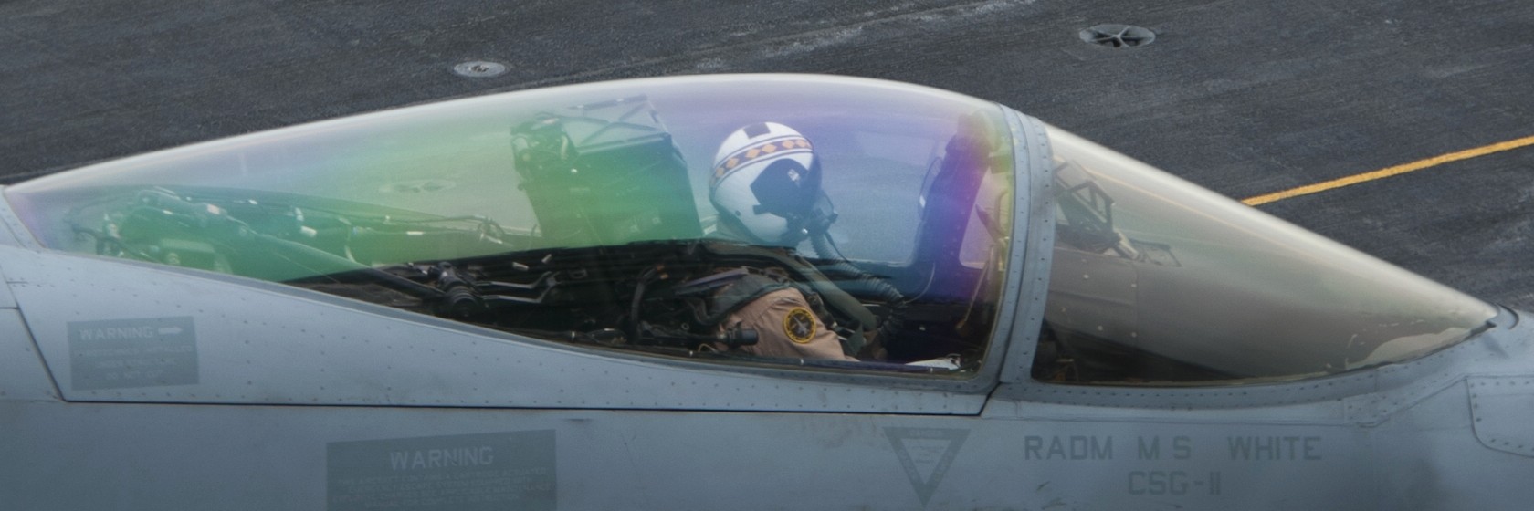 vmfa-323 death rattlers marine fighter attack squadron f/a-18c hornet cvw-11 uss nimitz cvn-68 144 cockpit