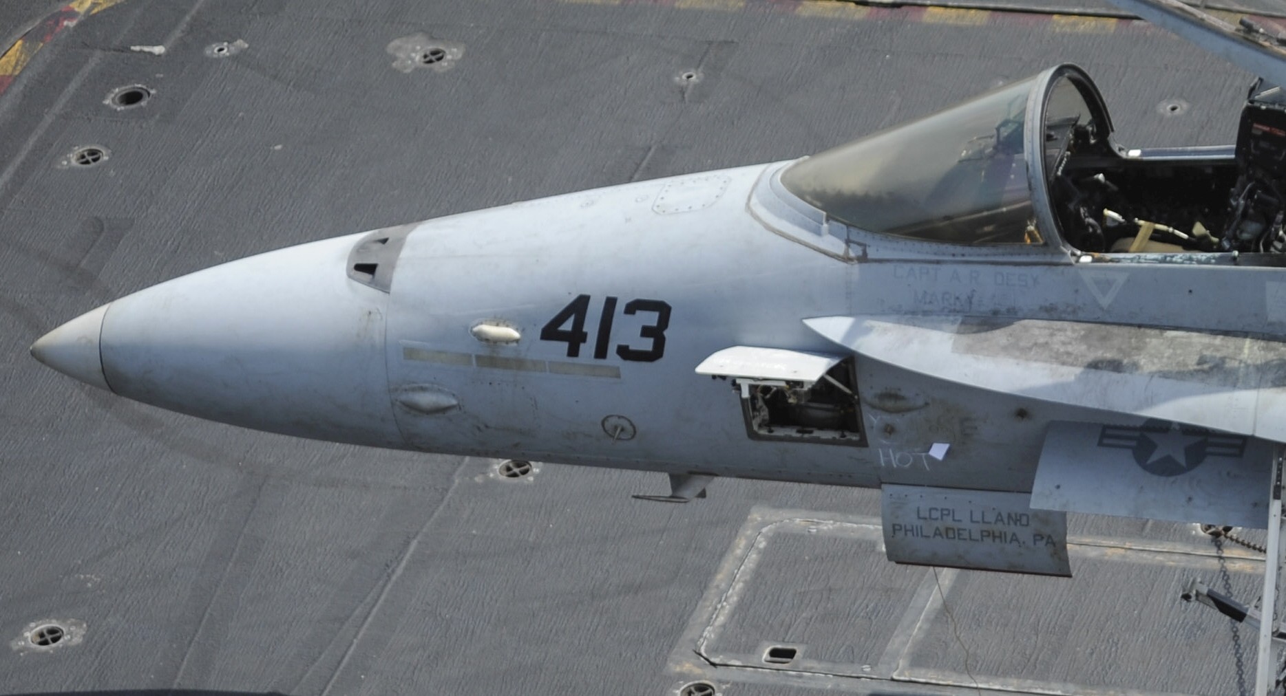 vmfa-323 death rattlers marine fighter attack squadron f/a-18c hornet cvw-11 uss nimitz cvn-68 147
