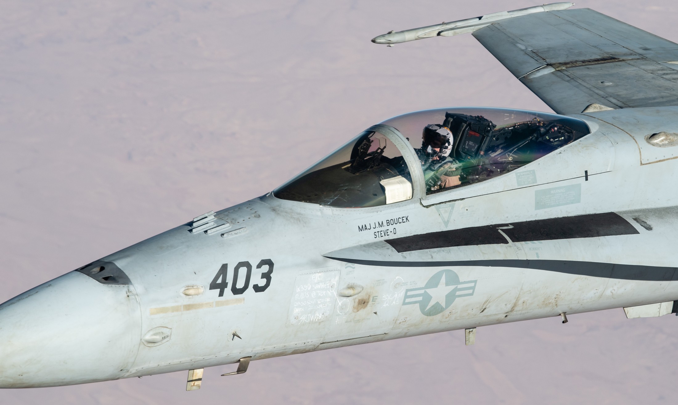 vmfa-323 death rattlers marine fighter attack squadron f/a-18c hornet cvw-17 uss nimitz cvn-68 196 iraq
