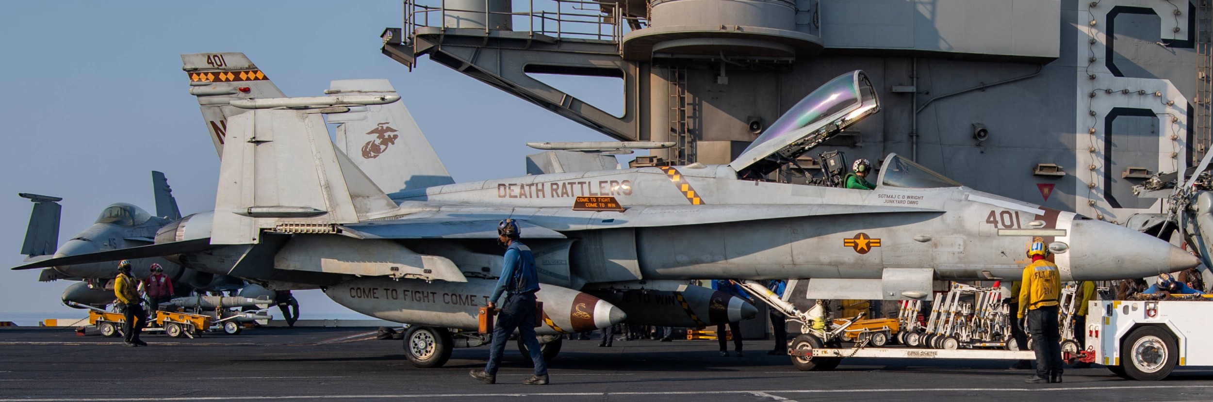 vmfa-323 death rattlers marine fighter attack squadron f/a-18c hornet cvw-17 uss nimitz cvn-68 206