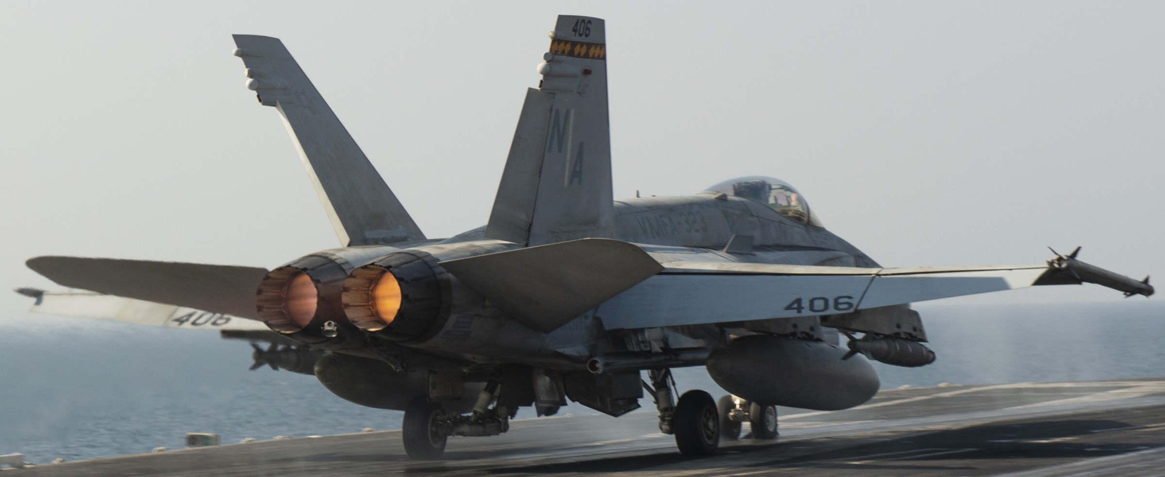 vmfa-323 death rattlers marine fighter attack squadron f/a-18c hornet cvw-17 uss nimitz cvn-68 208