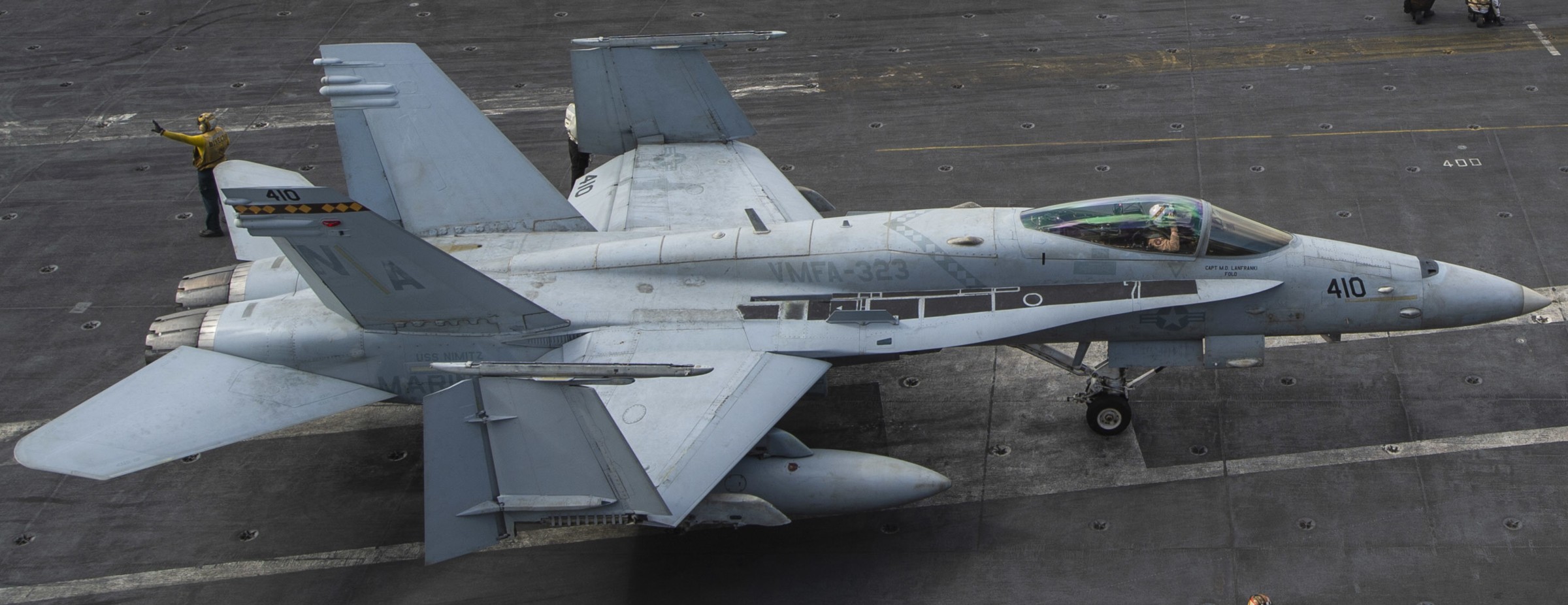 vmfa-323 death rattlers marine fighter attack squadron f/a-18c hornet cvw-17 uss nimitz cvn-68 216