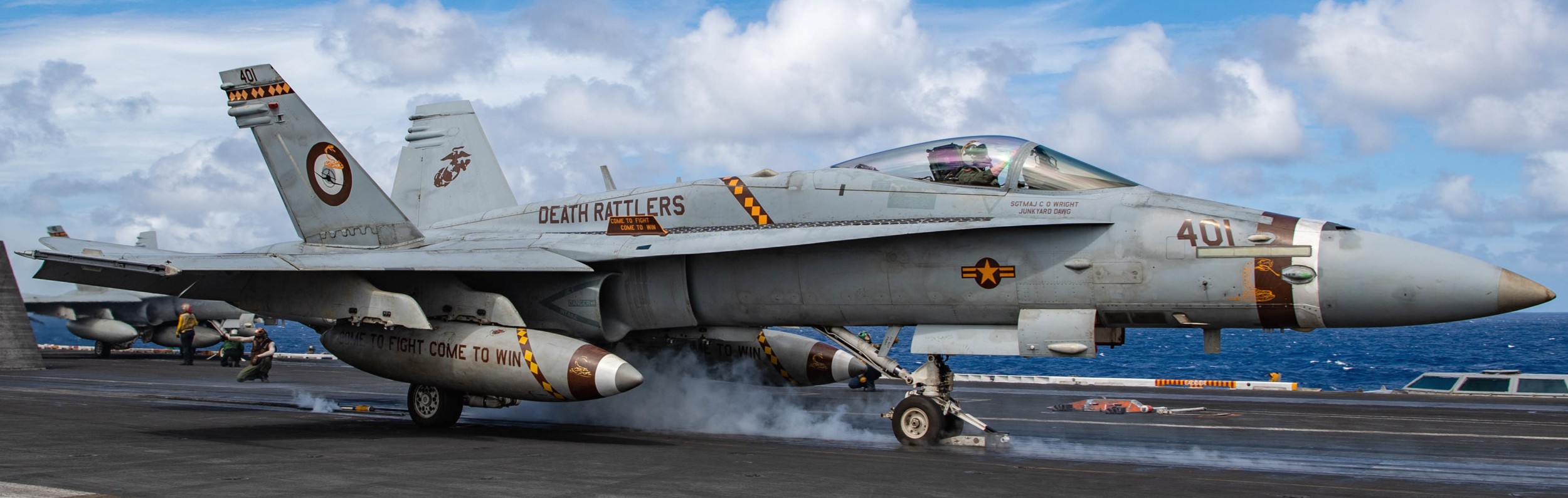 vmfa-323 death rattlers marine fighter attack squadron f/a-18c hornet cvw-17 uss nimitz cvn-68 222