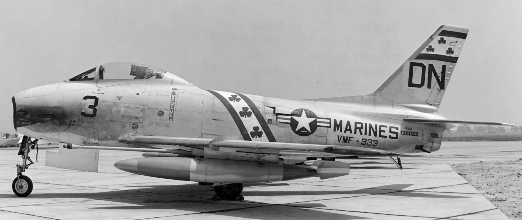 vmf-333 fighting shamrocks marine fighter squadron usmc north american fj-3 fury mcas beaufort 05