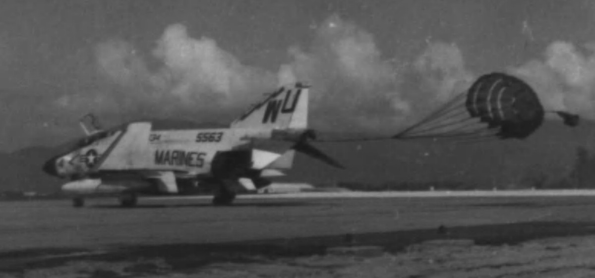 vmfa-334 falcons marine fighter attack squadron usmc f-4j phantom ii vietnam war 05