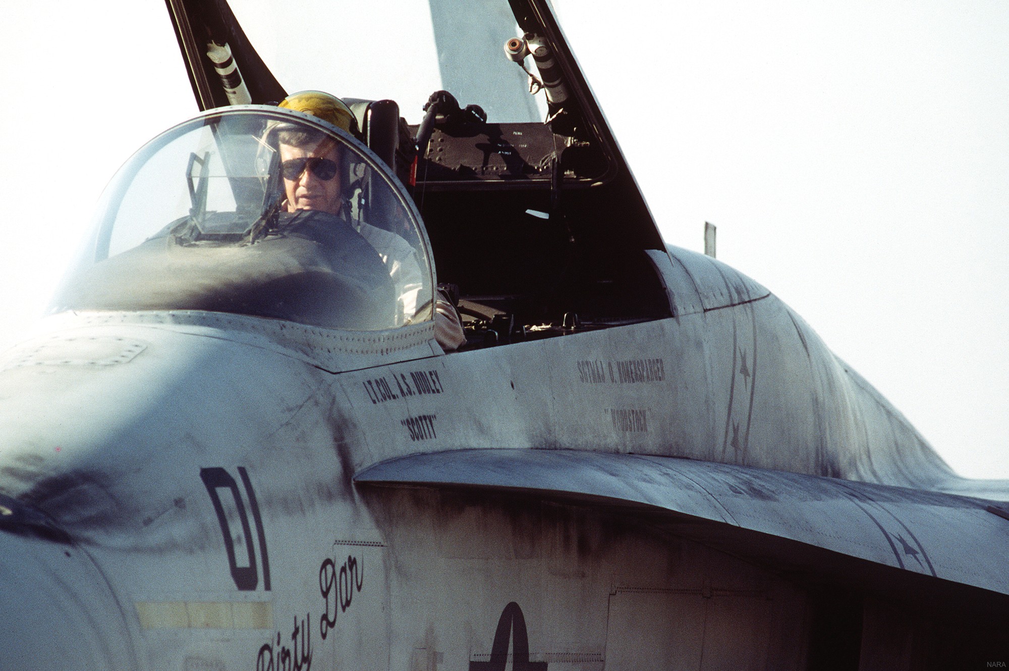 vmfa-451 warlords marine fighter attack squadron usmc f/a-18a hornet 10 carrier air wing cvw-13 uss coral sea cv-43