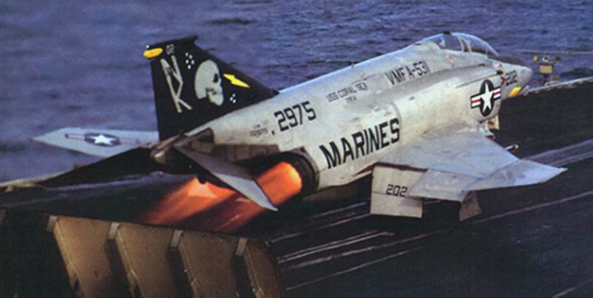 vmfa-531 grey ghosts marine fighter attack squadron f-4n phantom usmc 07 cv-43 uss coral sea