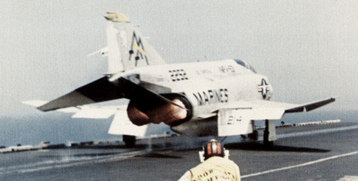 vmfa-531 grey ghosts marine fighter attack squadron f-4b phantom usmc 31 uss forrestal cva-59