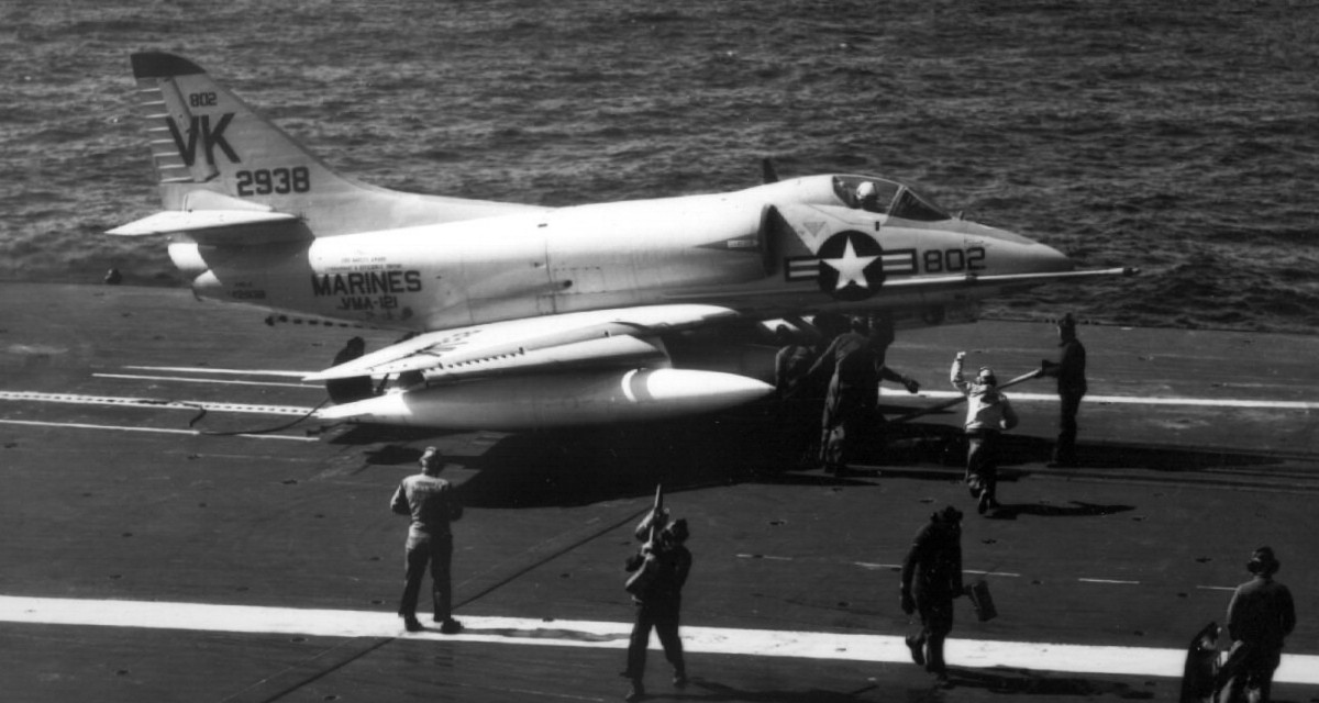 vma-121 green knights marine attack squadron a4d-2 skyhawk 05 uss coral sea cva-43