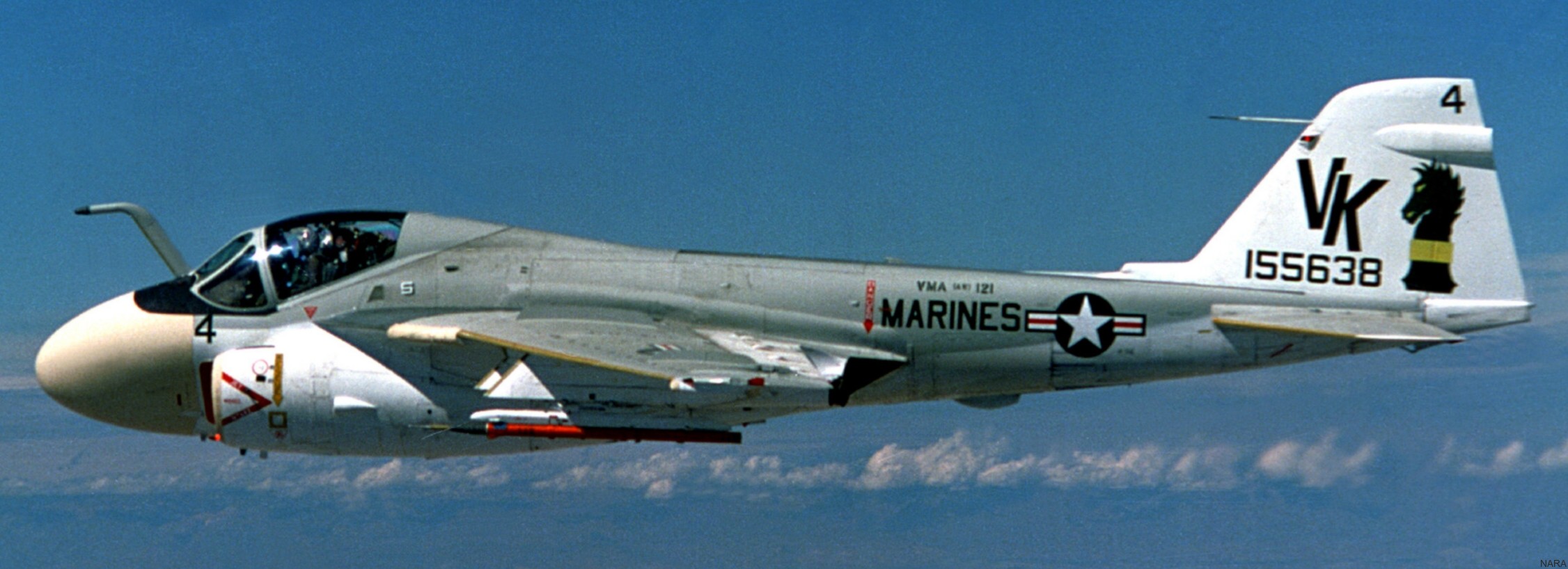 vma(aw)-121 green knights marine attack squadron a-6e intruder 04