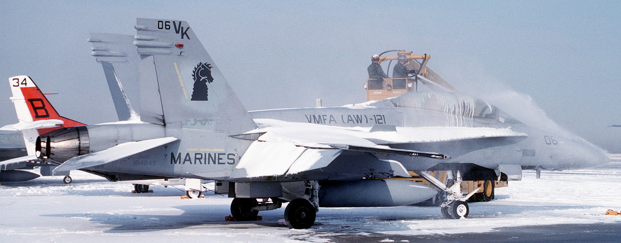 vmfa(aw)-121 green knights marine fighter attack squadron f/a-18d hornet 15