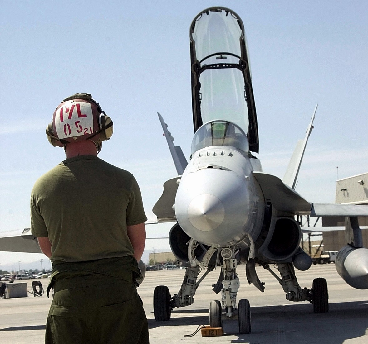 vmfa(aw)-121 green knights marine fighter attack squadron f/a-18d hornet 23