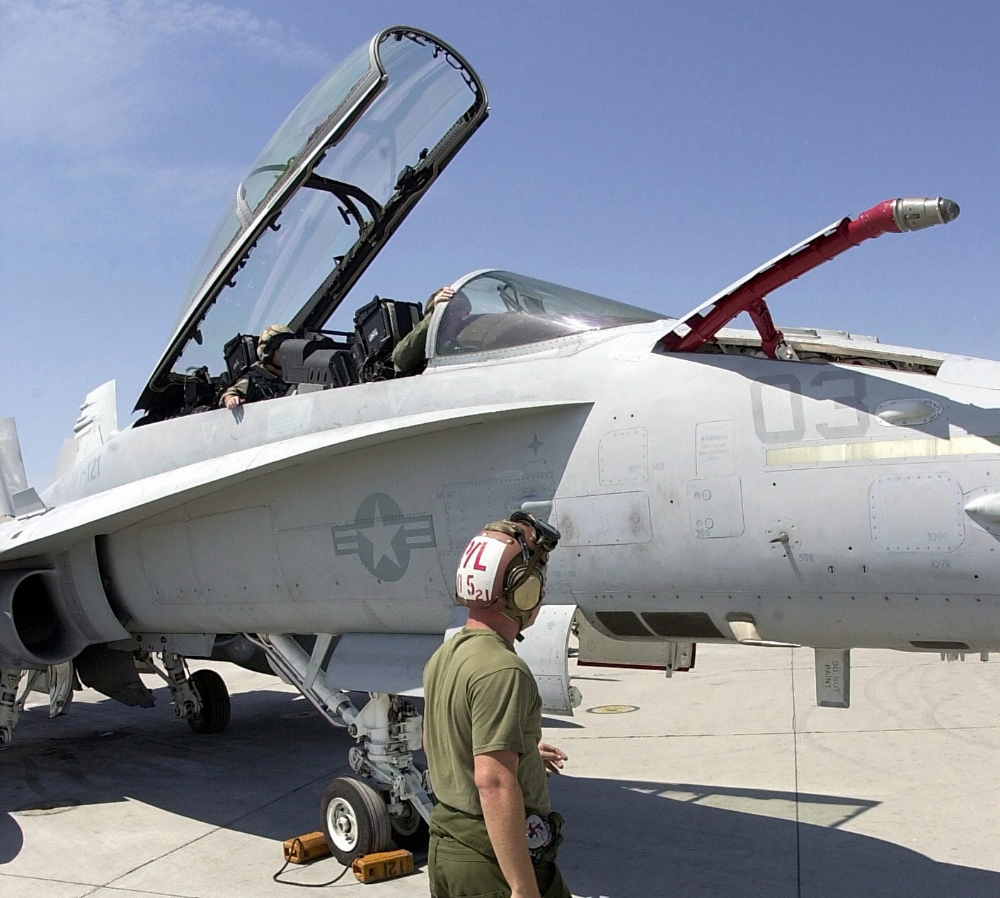 vmfa(aw)-121 green knights marine fighter attack squadron f/a-18d hornet 25