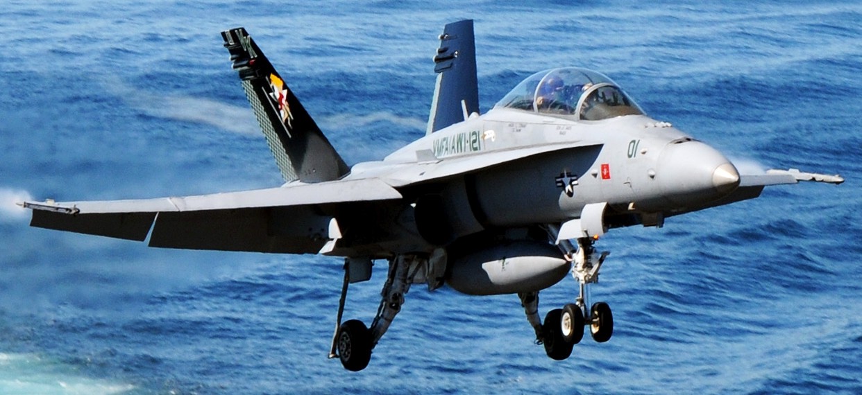 vmfa(aw)-121 green knights marine fighter attack squadron f/a-18d hornet 35 uss nimitz cvn-68