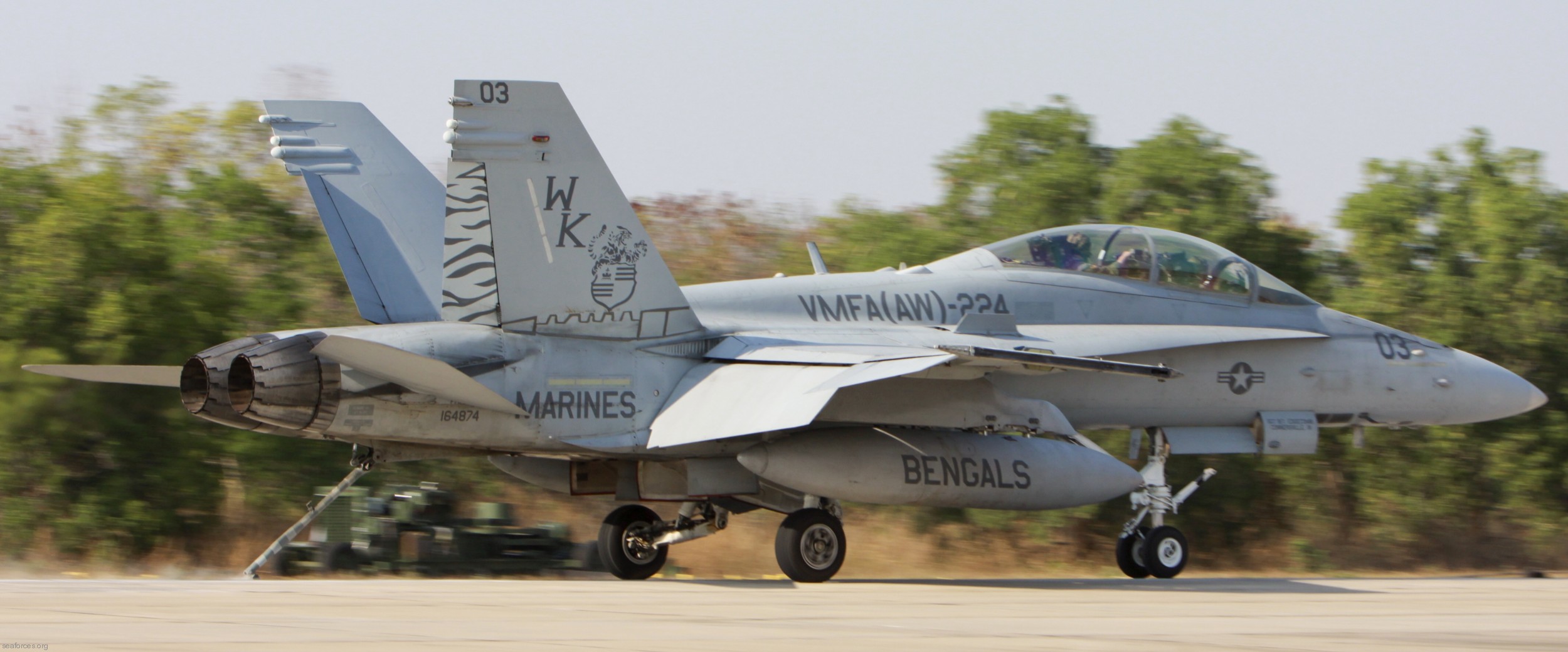vmfa(aw)-224 bengals marine fighter attack squadron usmc f/a-18d hornet 12