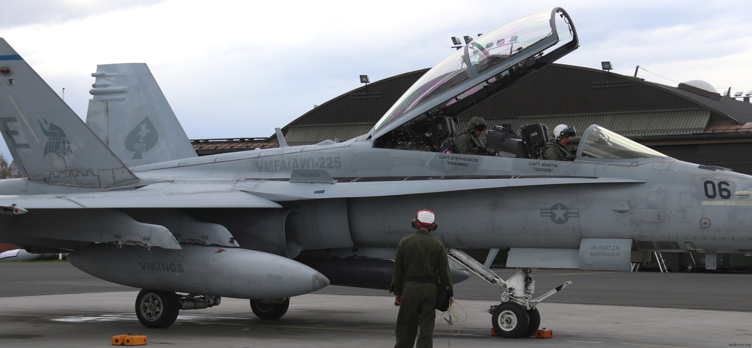 vmfa(aw)-225 vikings marine fighter attack squadron f/a-18d hornet 62 rovaniemi airbase finland exercise arctic challenge