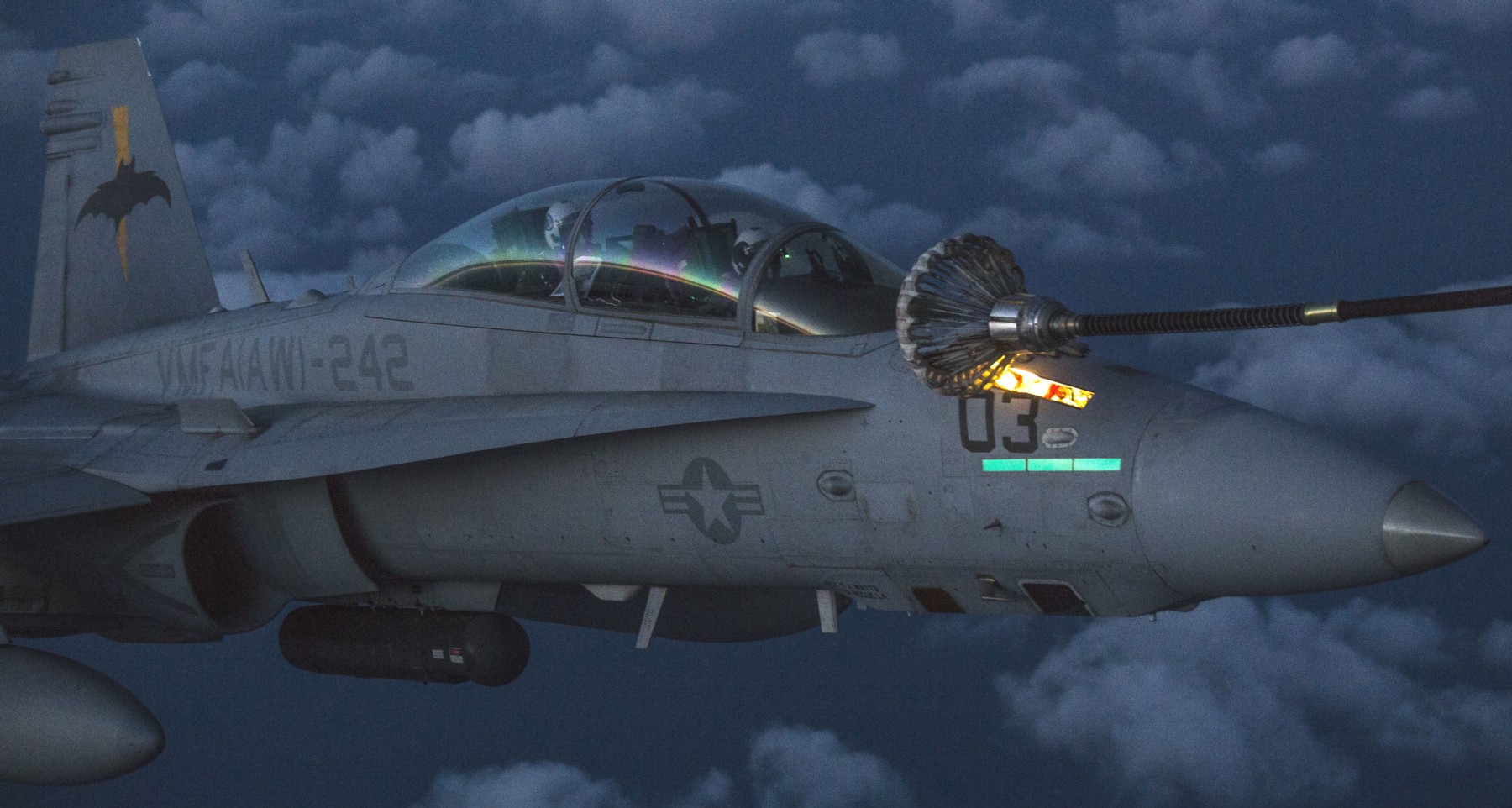vmfa(aw)-242 bats marine all-weather fighter attack squadron usmc f/a-18d hornet 50 aerial refueling