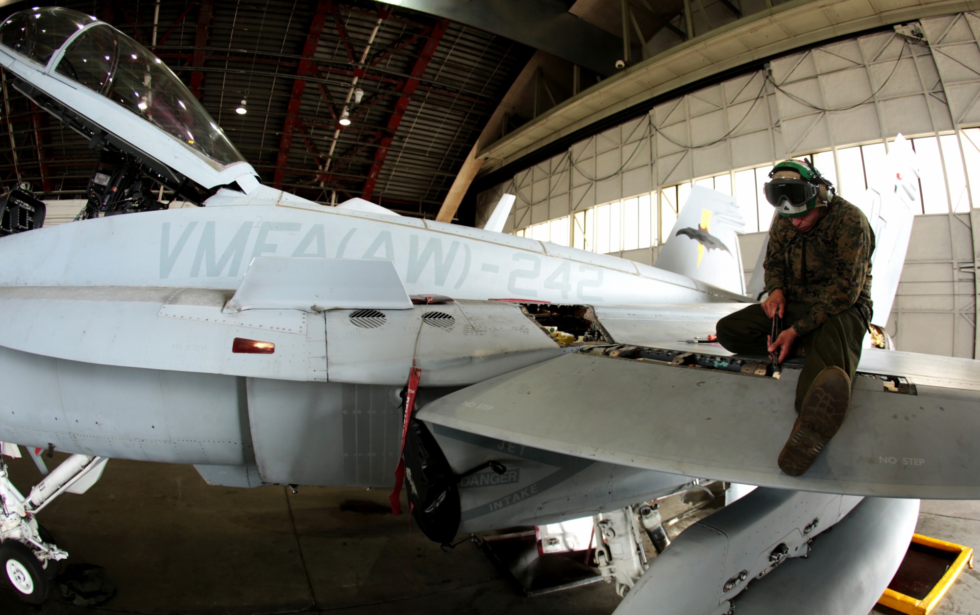 vmfa(aw)-242 bats marine all-weather fighter attack squadron usmc f/a-18d hornet 57