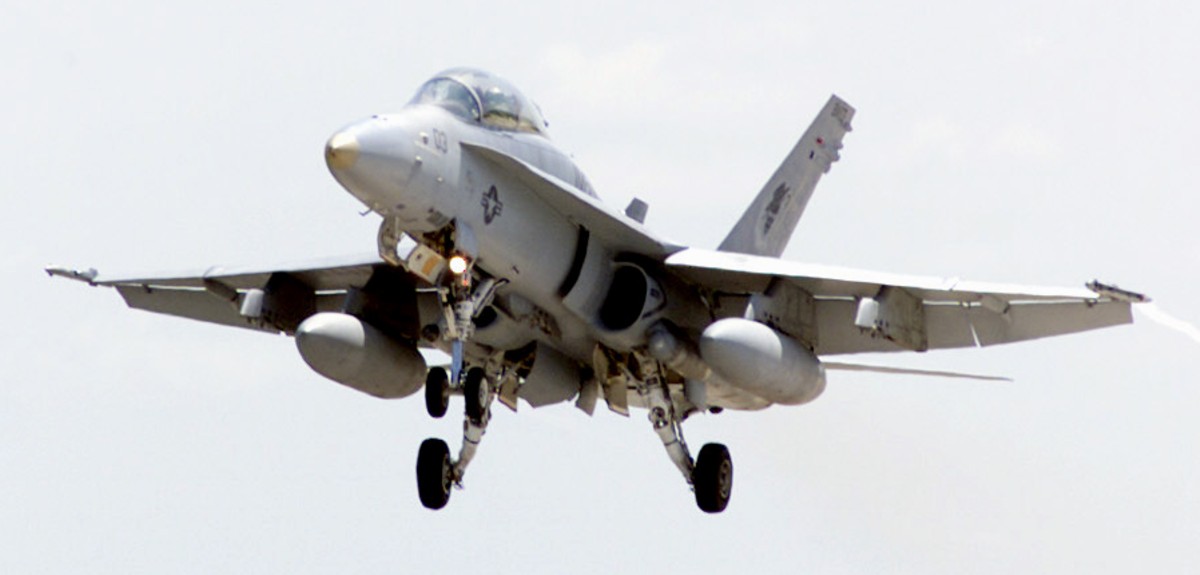 vmfa(aw)-332 moonlighters marine fighter attack squadron all-weather f/a-18d hornet 04