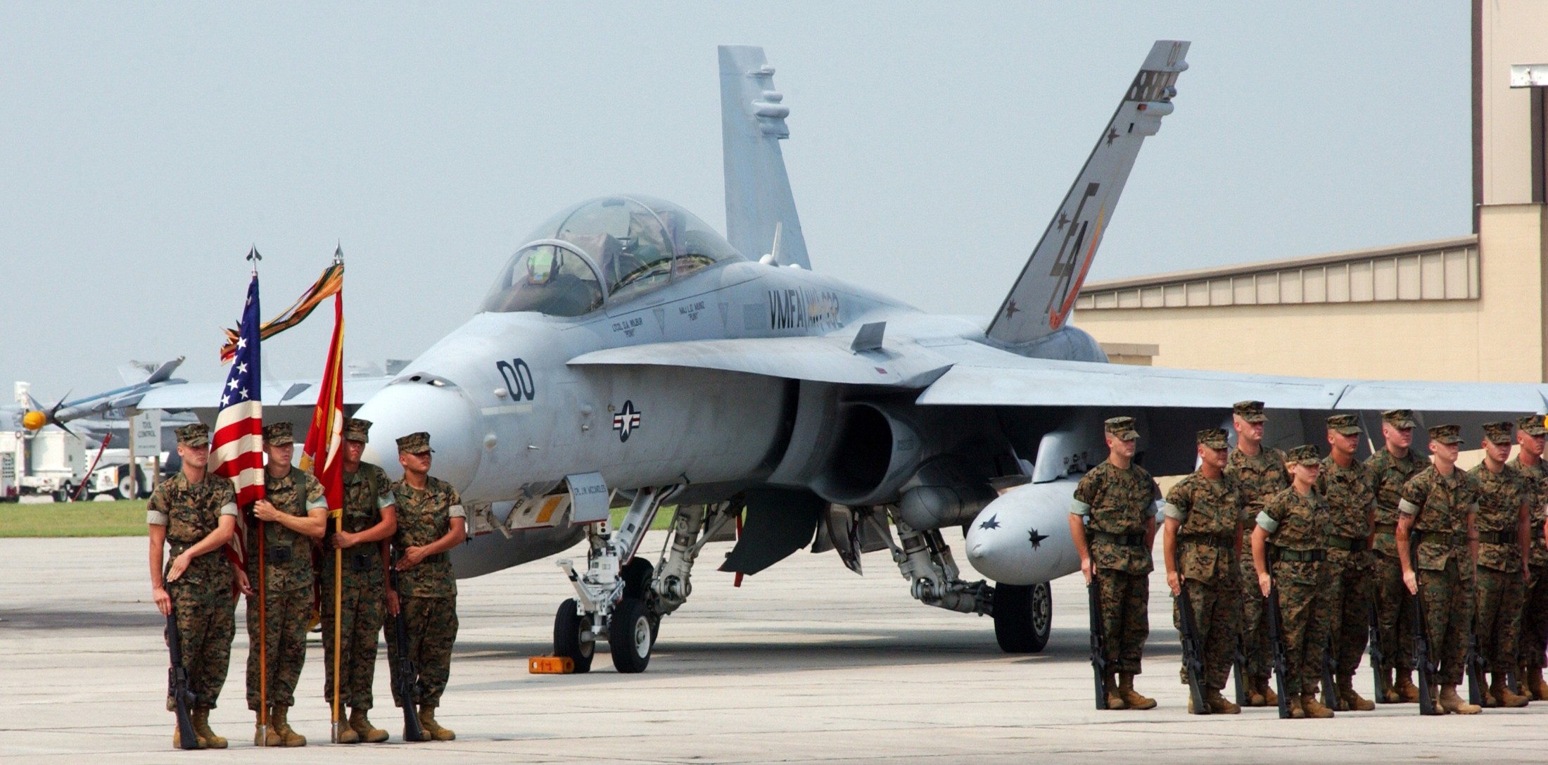 vmfa(aw)-332 moonlighters marine fighter attack squadron all-weather f/a-18d hornet 13