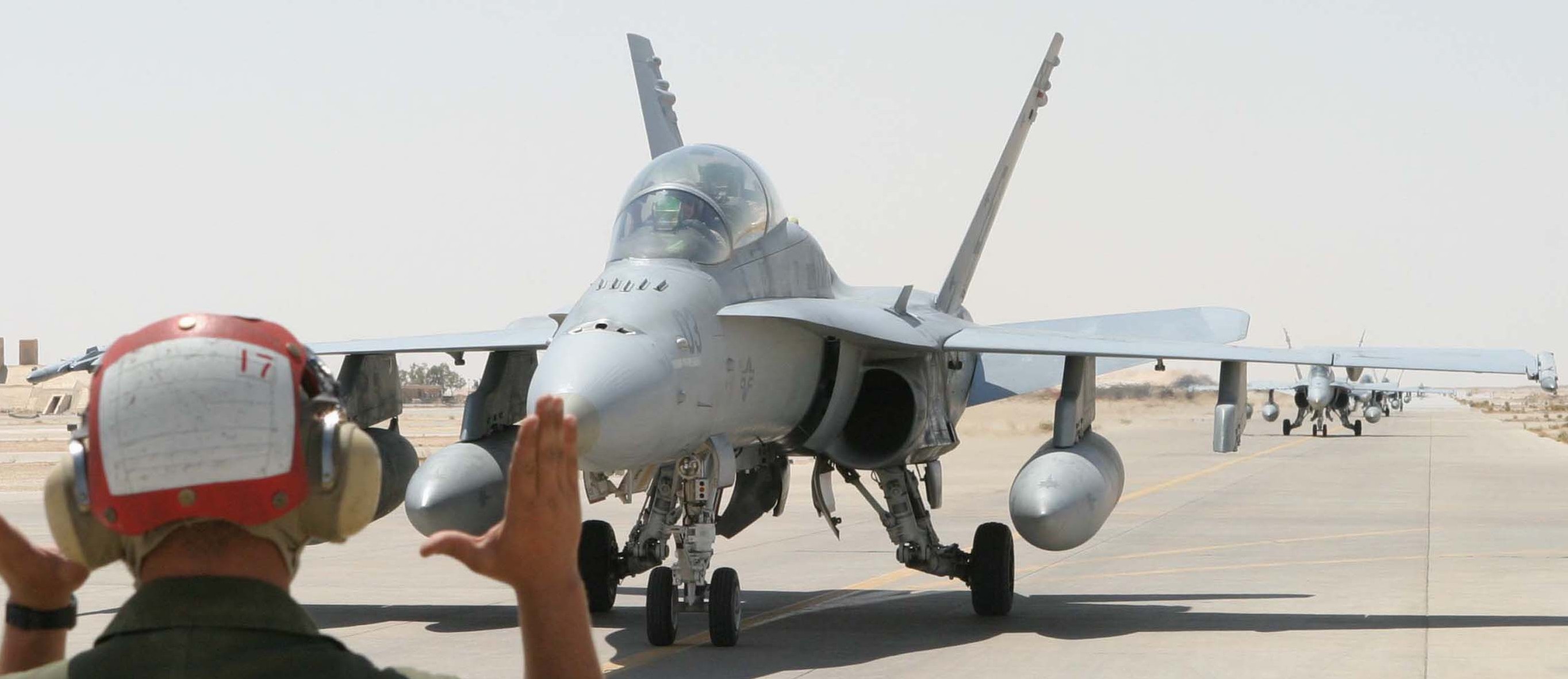 vmfa(aw)-332 moonlighters marine fighter attack squadron all-weather f/a-18d hornet 19