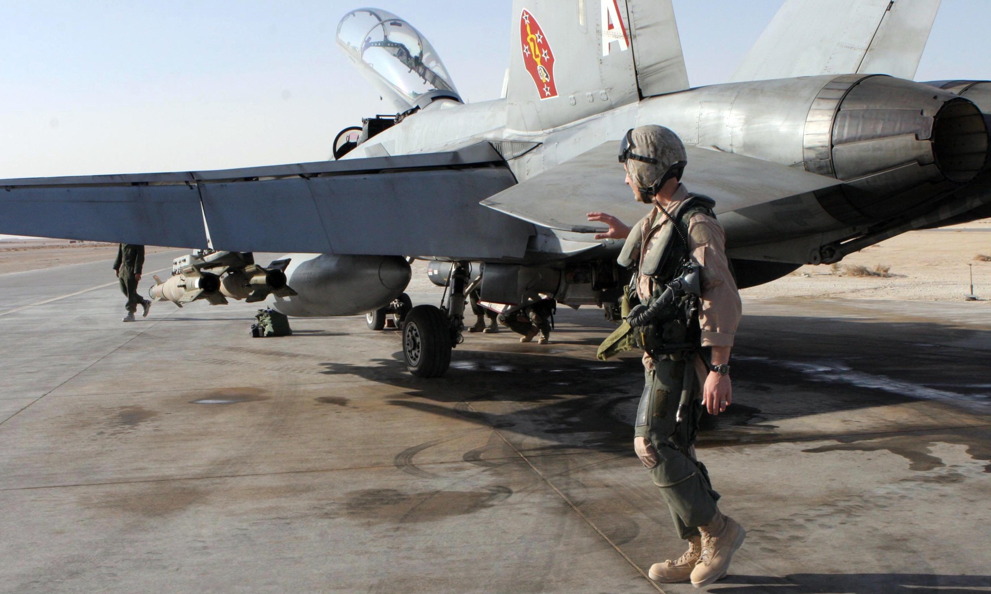 vmfa(aw)-332 moonlighters marine fighter attack squadron all-weather f/a-18d hornet 24